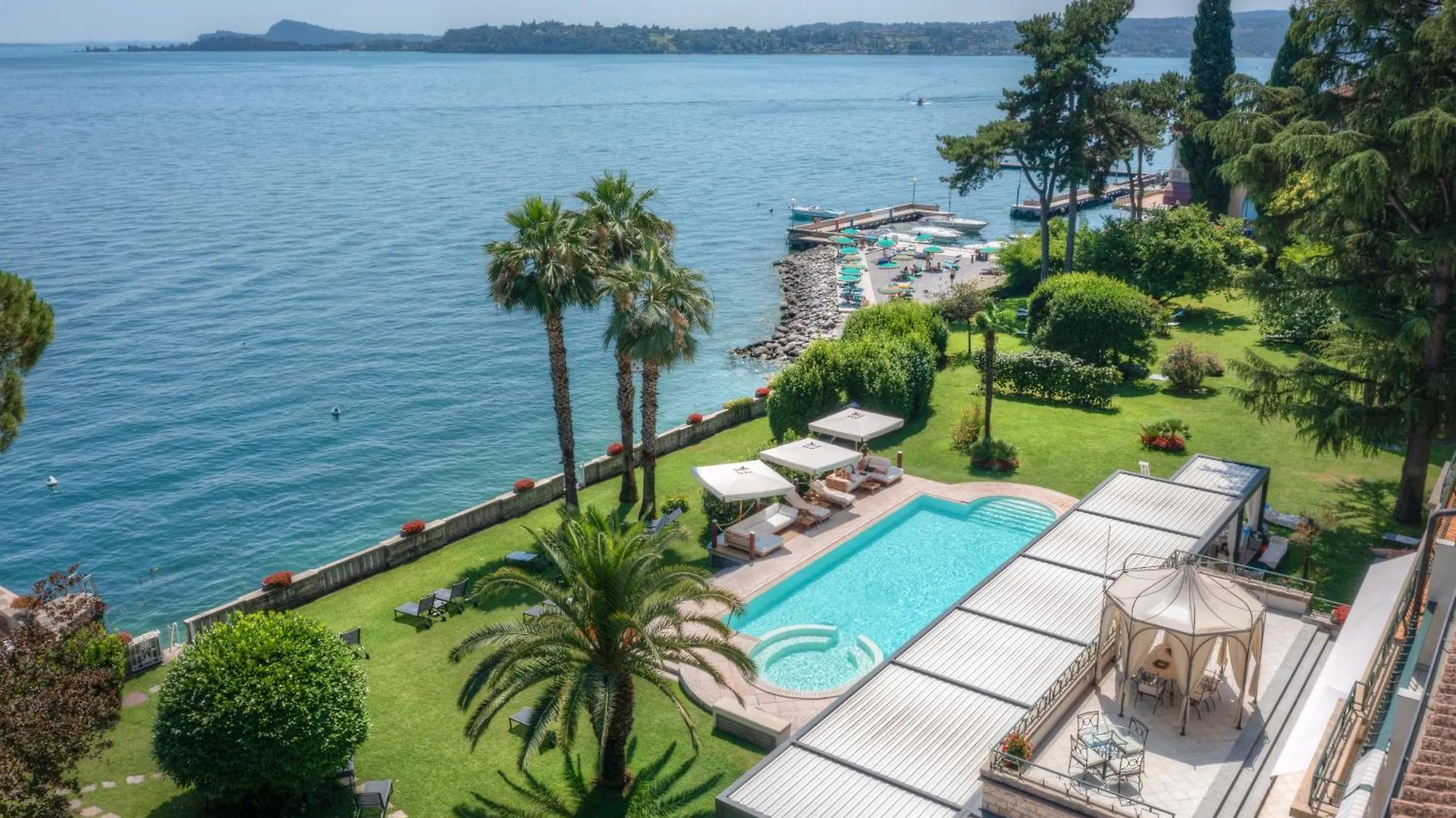 Hotel Villa Capri Gardone Riviera Italy