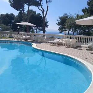 Nunziatella Badia Vakantiehuis Trappeto (Sicily)