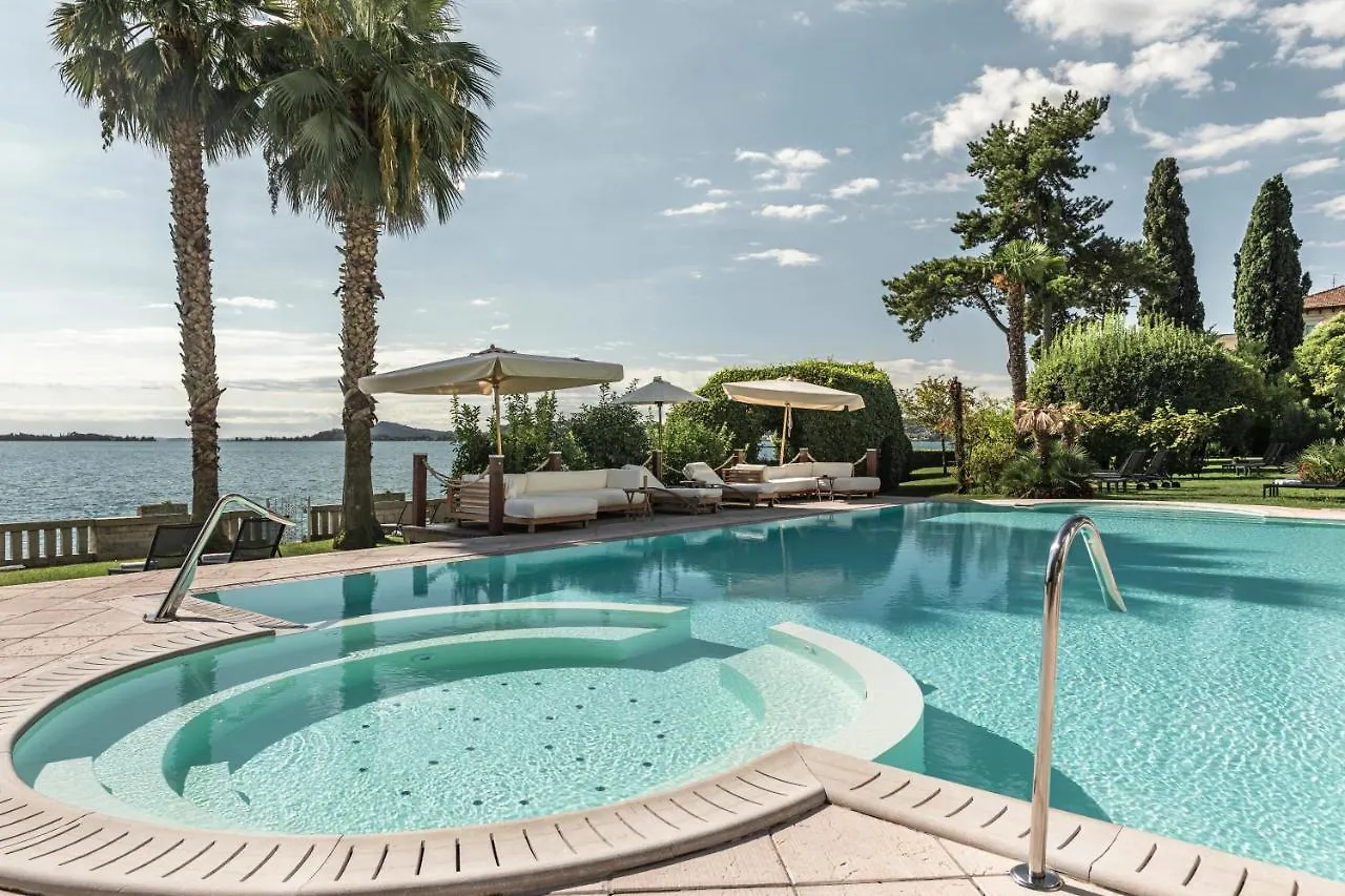 Hotel Villa Capri Gardone Riviera