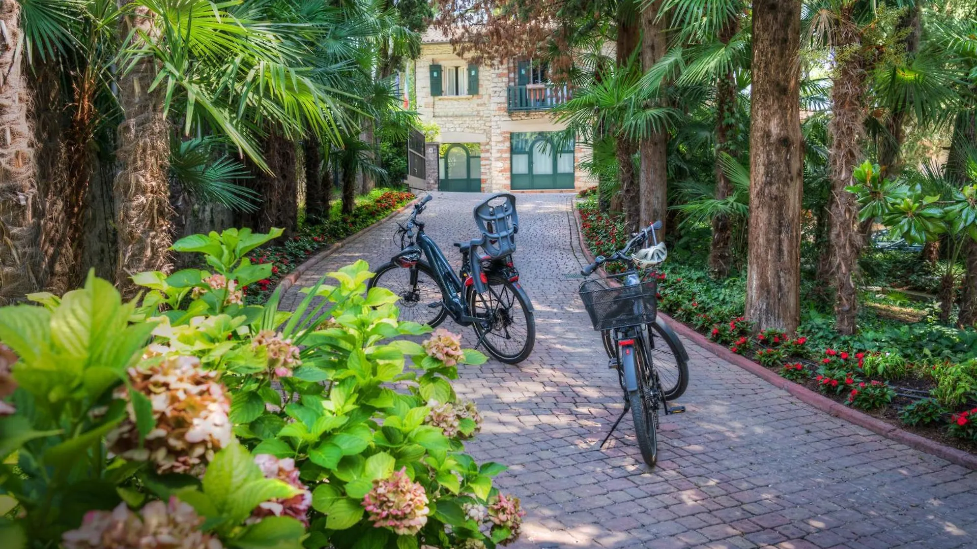 Hotel Villa Capri Gardone Riviera