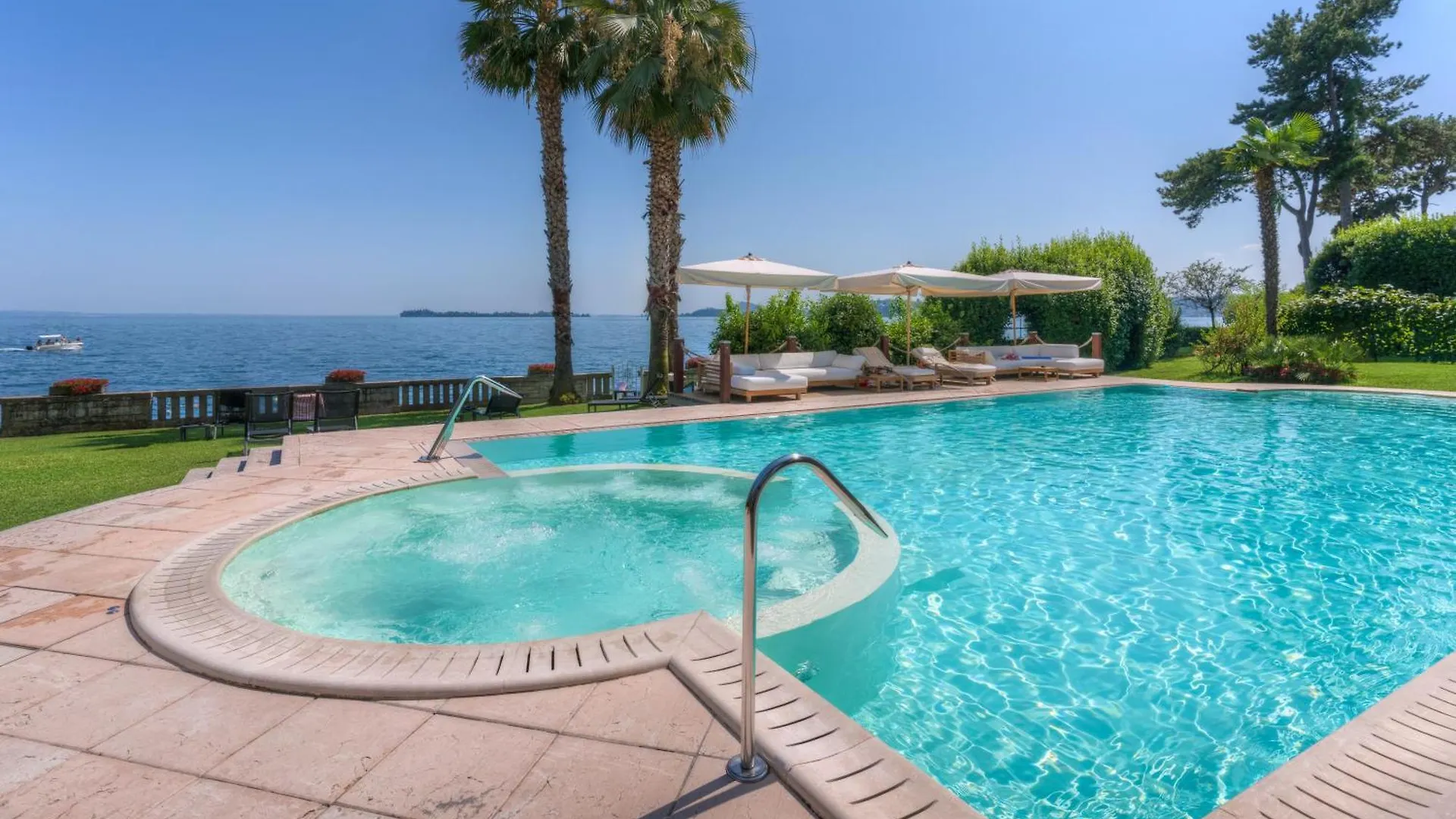 Hotel Villa Capri Gardone Riviera